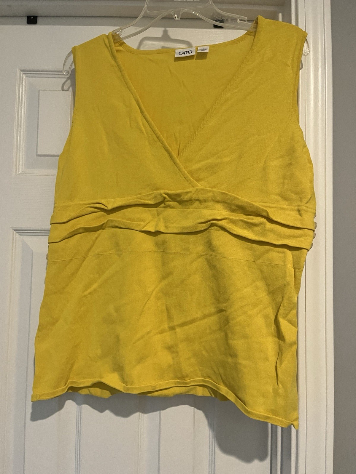 Cato Women's Tank Blouse Size XL Yellow Sleeveless Knit Pullover