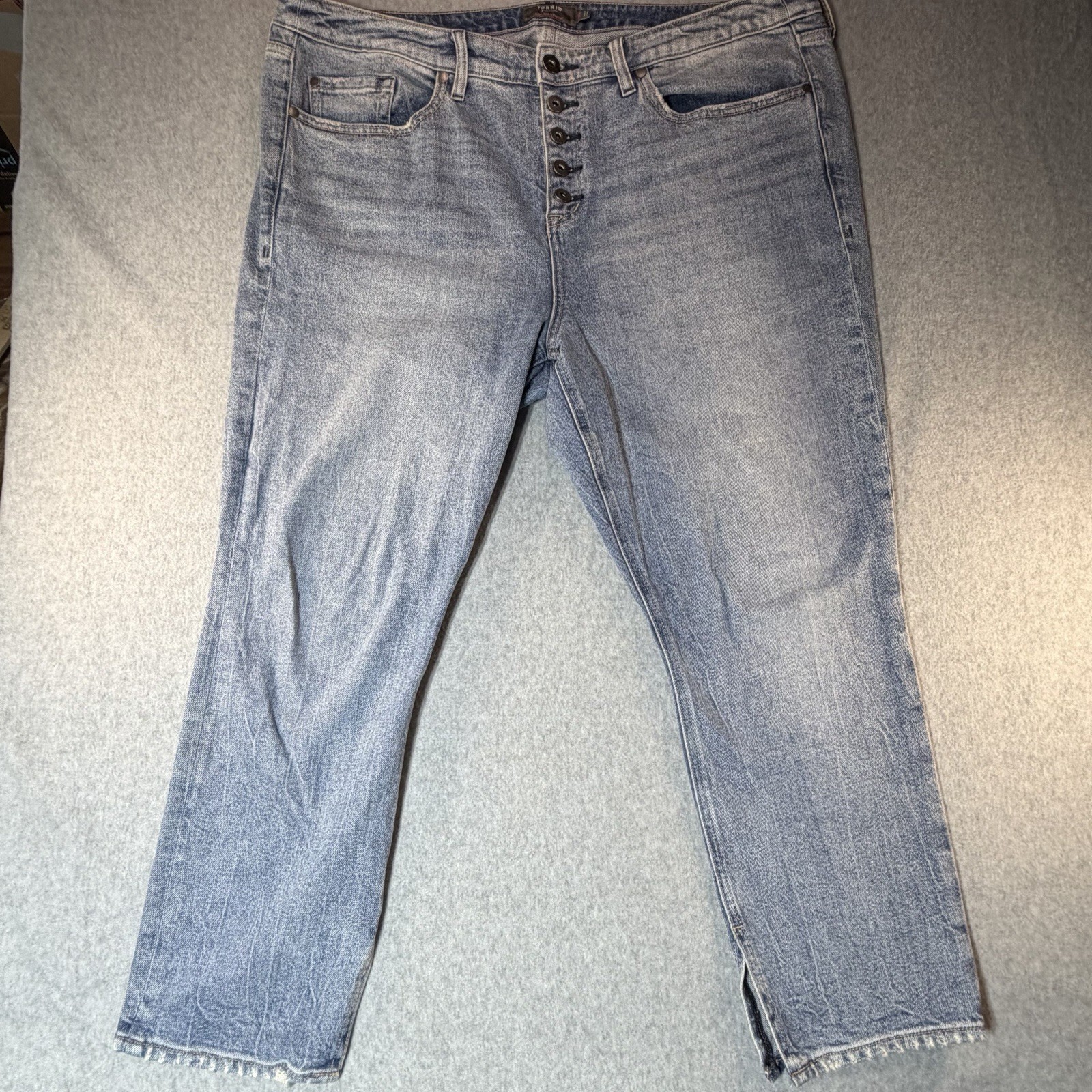 Torrid Jeans High Rise Straight Womens 16R Blue Stretch Denim Light Wash