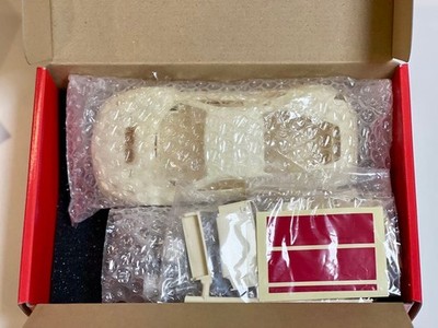 Model Factory Hiro Ferrari 488 GTE 2018 1/24 Multimedia Kit K681