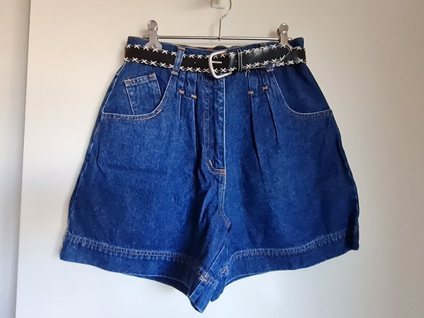 Women's denim shorts with belt size 12