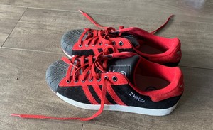 adidas superstar black red