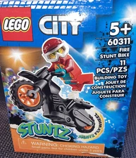 LEGO CITY: Fire Stunt Bike (60311)