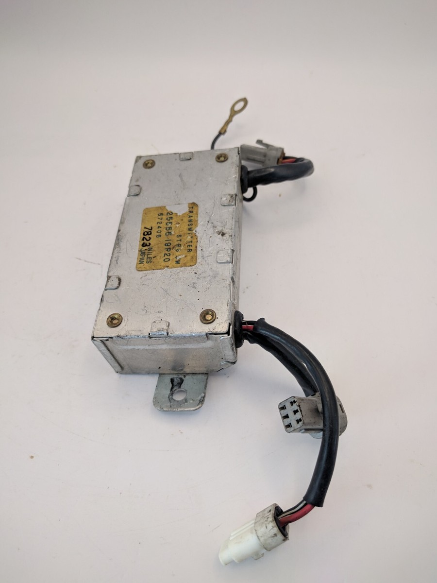はんとぅ〜 1984-1989 Nissan 300ZX Z31 Steering Wheel Transmitter Module