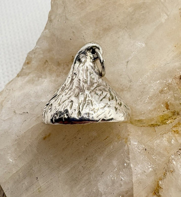 Vintage JCF Sterling Silver Kiss Shaped Pendant Signed Novelty Artisan 13.76g