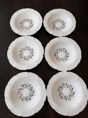 IKEA Sanning FLORAL Wreath WHITE Scallop Edge SOUP/SALAD BOWLS Arcopal VGC 2016