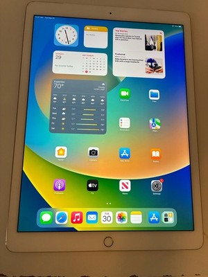 iPad Pro 12,9 Inch 1 St Generation 2017 WiFi + Cellular 128 Go White 
