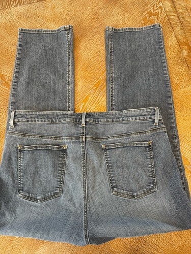 LL Bean Blue Denim Favorite Fit Pants Sz 18Pet waist 36” Inseam 27” High Rise - Picture 7 of 7