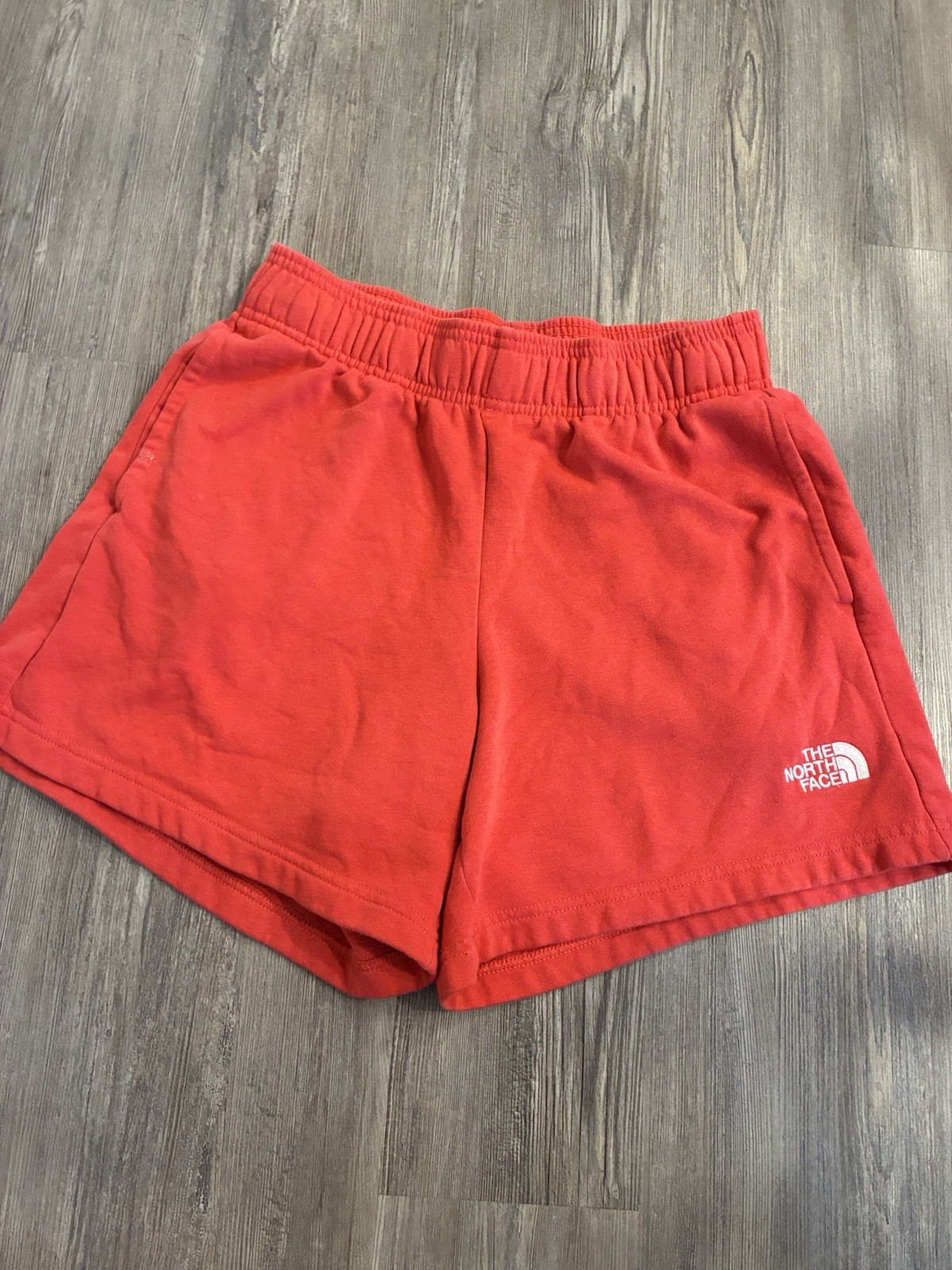 The North Face Women's Red Fleece Athletic Shorts Elastic Waist Pockets Medium