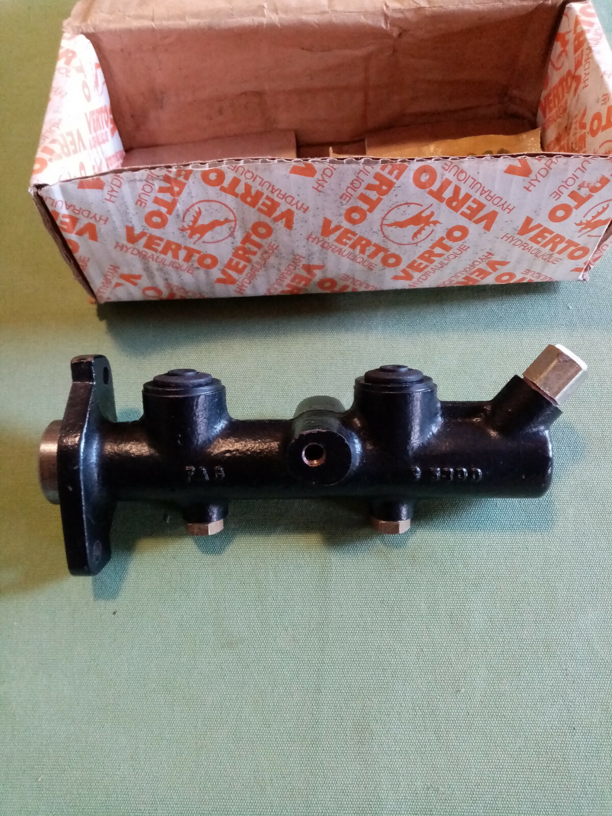 Maître cylindre de frein tandem VERTO pour Renault 12 15 et 16 circuit de freinage hydraulique d'origine