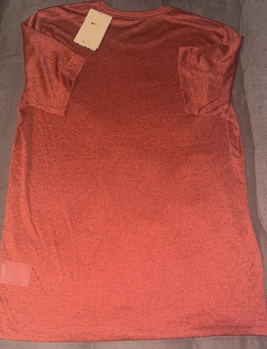 Nike ✔️Men's Dri-FIT Legend Fitness T-Shirt Dark Beetroot (Red) Size Med NWTS - Picture 7 of 13