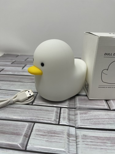 Cute Duck Silicone LED Night Light Tap Control USB Children Bedside Table Lamp - Picture 3 of 8