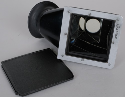 EX++ Hasselblad NC-2 (NC2) 45 Degrees Prism Finder with bottom cap and Eyecup - Picture 3 of 3