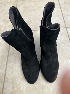Seychelles Womens Lori Penny Black Ankle Boots Size 7.5 Suede booties
