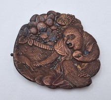 Bas-relief d'origine japonaise étain cuivré ciselé et repoussé