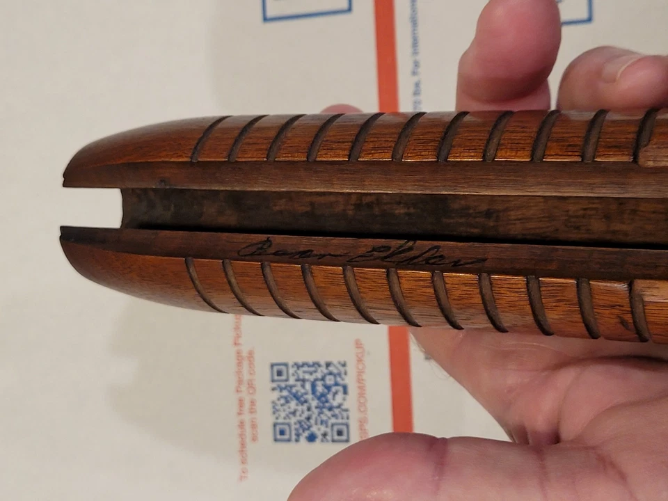 Winchester Modelo 42 Guardabarros de Fábrica, 14 Ranuras, Hermoso y Original  Foto 3 de 4