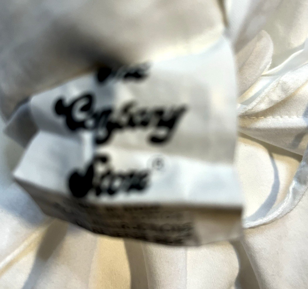 The COMPANY STORE 100% supima cotton white king duvet cover.
