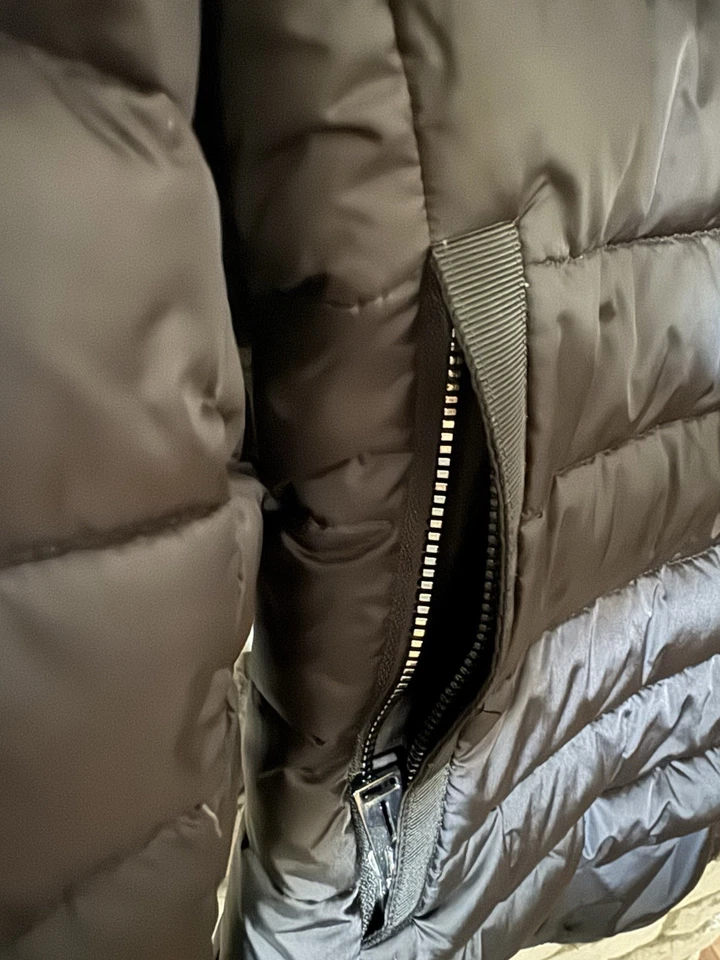 ADD Black Down Women’s Jacket with Ruffle Size 8 designed In Italy - Image 3 of 4