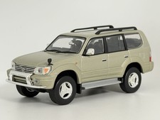Toyota Land Cruiser 1/43 TOYOTA LAND CRUISER 1998 Collectables 17+