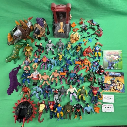 HUGE LOT OF VINTAGE MOTU HE-MAN SHE-RA WEAPONS ACCESSORIES MATTEL TOYS FIGURES