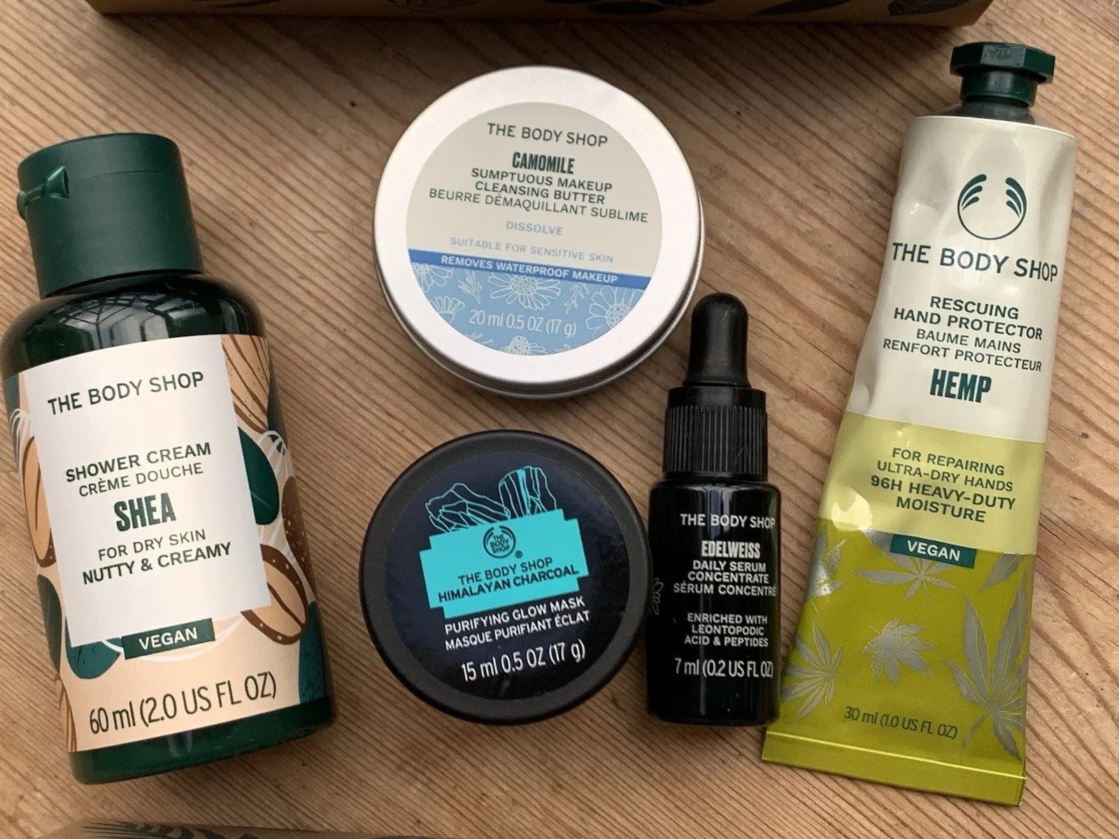 The Body Shop Changemaker Gift Set Hemp, Edelweiss, Shea, Camomile