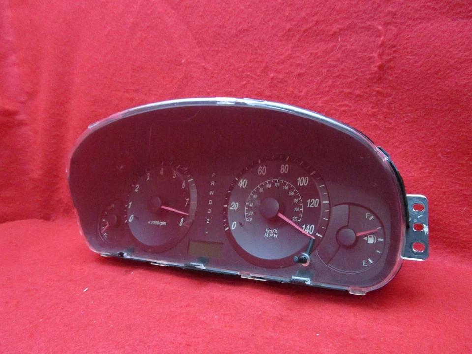 Cuadro de instrumentos velocímetro Hyundai Elantra 2005 PN 94004-2D030 Foto 2 de 4