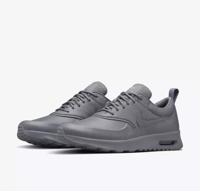 Nike Women’s Air Max Thea Pinnacle Running Shoes Sz 7 NEW 839611-003 Nike Women’s Air Max Thea Pinnacle Running Shoes Sz 7 NEW 839611-003