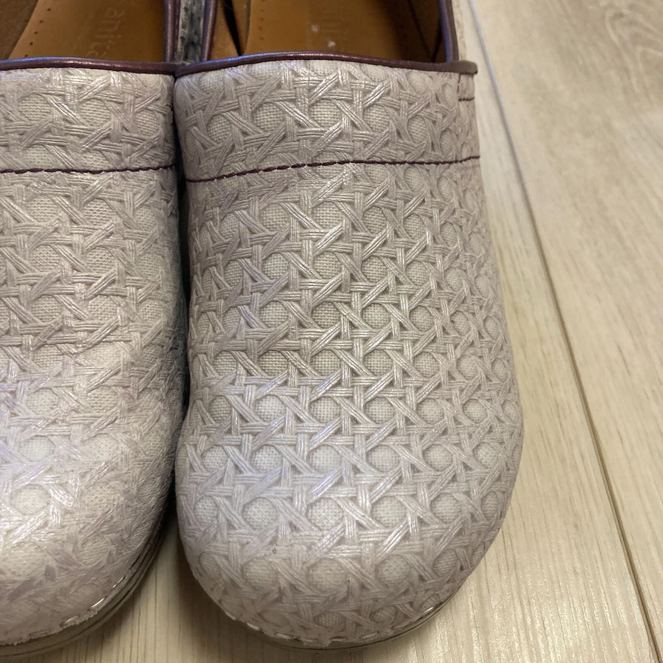 Zuecos sin cordones Sanita blancos/púrpura geométricos de cuero enlatado talla 40 EU/US 9,5 Foto 4 de 4