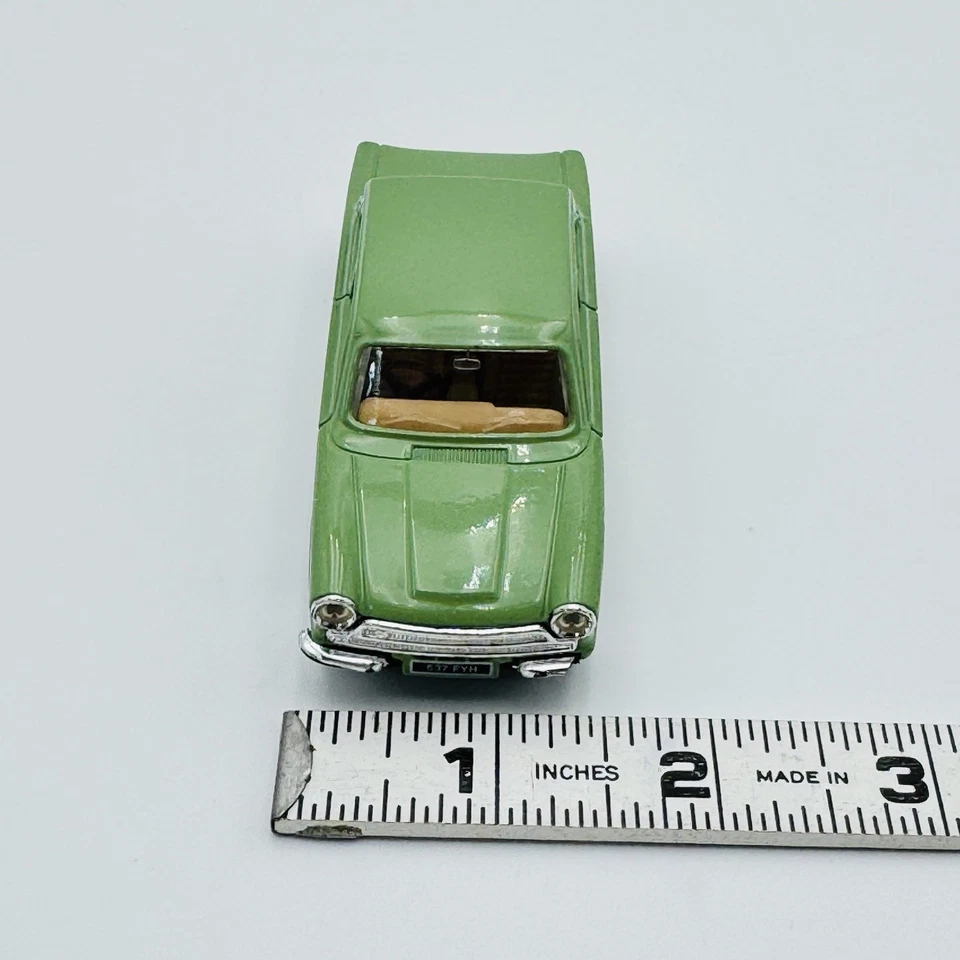Ford Cortina Lotus MK2 Corgi escala 1:43 verde RARO hecho en Gran Bretaña Foto 3 de 4