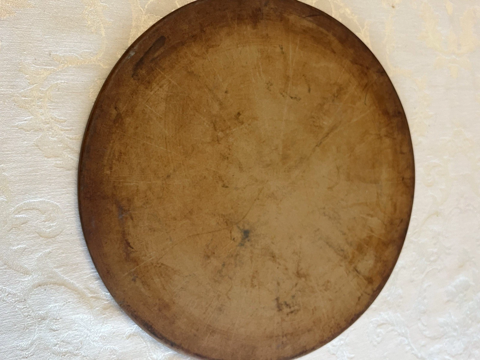 Pampered Chef 13” Round Pizza Stone Family Heritage Collection “Well Seasoned”
Opens in a new window