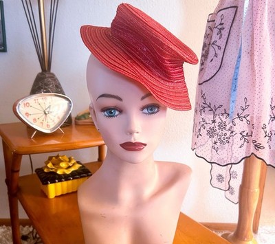 Vintage 1940s Hat l Red Tilt l Everyday l Costume l 40s l 