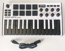 Akai MPK Mini MK3 Keyboard and Pad Controller