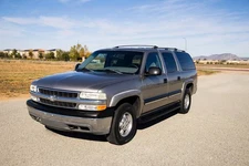 2001 Chevrolet Suburban 1500 1500 LS 4WD 4dr SUV