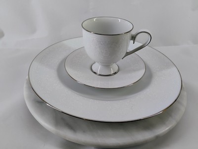 Vintage Noritake Ireland 3 Piece Setting Dinner Plate Cup And Saucer CANDICE