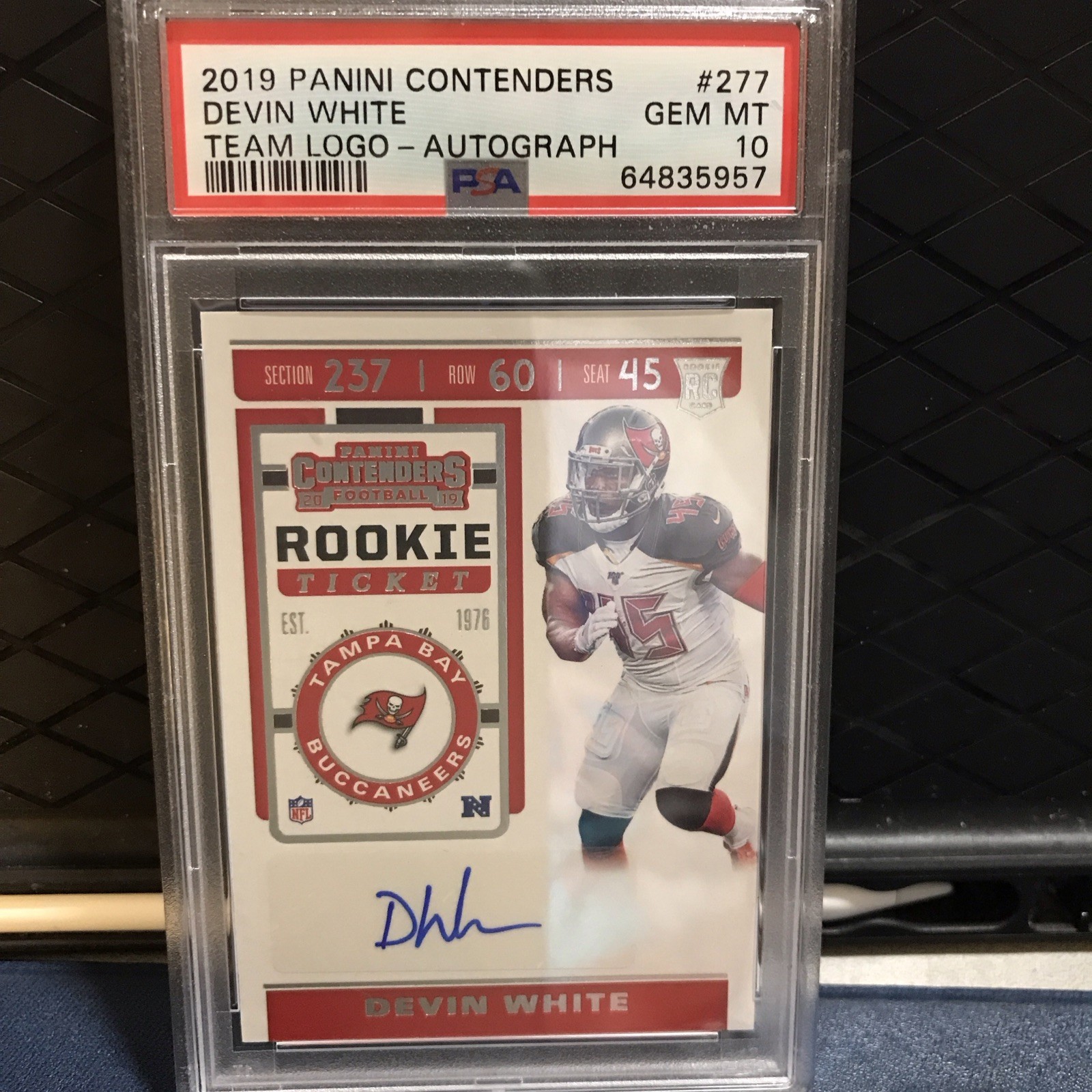 2019 Panini Contenders Devin White Rookie Auto PSA 10 TB Buccaneers
