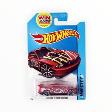 Hot Wheels Custom '12 Ford Mustang 18/250 - Red - 2014 Mainline A