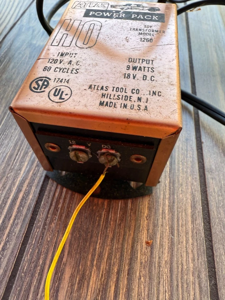 Transformador de juguete Atlas HO Power Pack modelo 1260 120V entrada salida 18V Foto 2 de 4