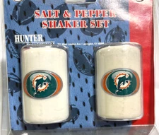 NFL Miami Dolphins Ceramic Salt & Pepper Shaker Set, NEW
