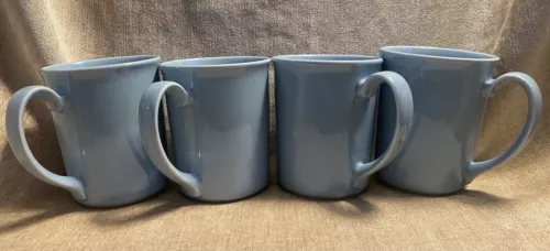 Corning USA Light Blue Lily  Set of 4 Coffee Mugs USA 8 oz 3 .75”T X 3”W