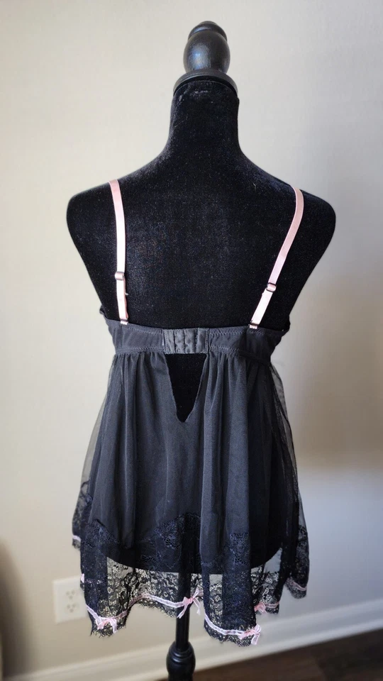 BABYDOLL CASSANDRA ÍNTIMATES NEGRO Y ROSA TONO ABIERTO CSMI CON VOLANTES TALLA M Foto 4 de 4