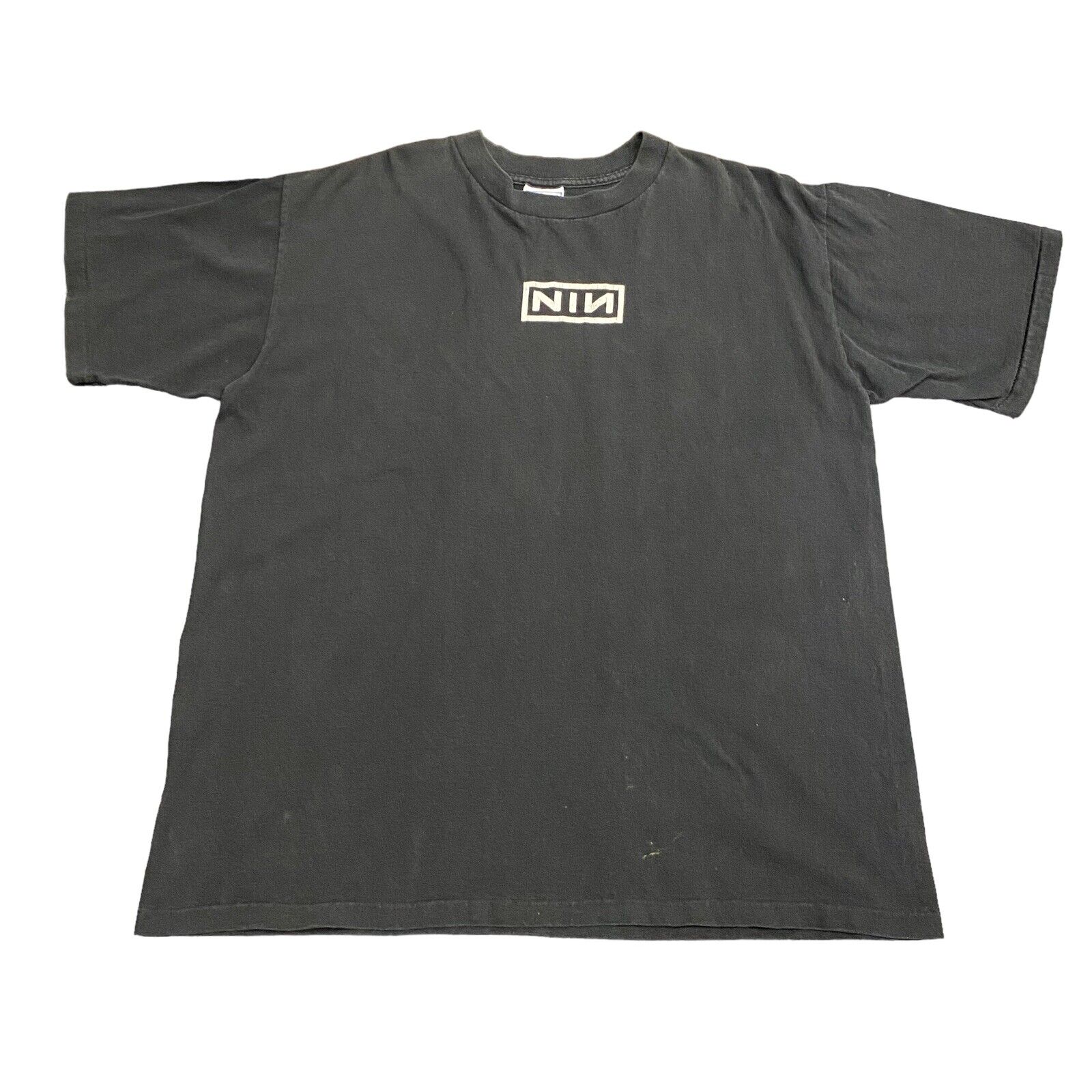 ヴィンテージ未使用　ナインインチネイルズ　NIN Ｔシャツ　人気デザインＬサイズ身幅53cm