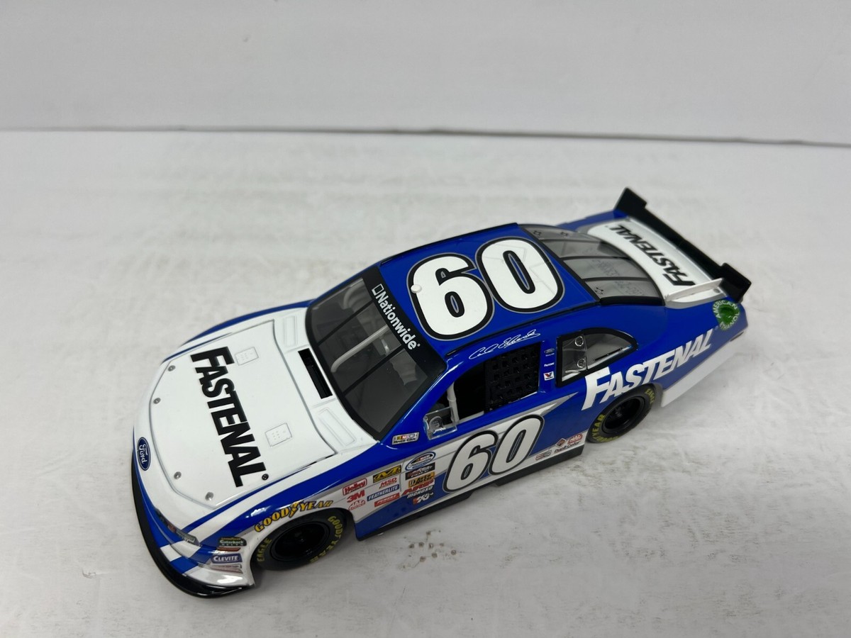 Lionel Racing Nascar #60 Carl Edwards Fastenal 2011 Ford Mustang 1