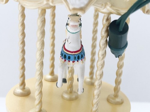 Hallmark Keepsake “Tobin Fraley Holiday Carousel” 1994 Horse Christmas Ornament - 第 8/12 張圖片