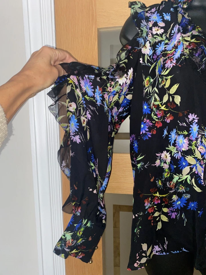 BLUSA/TOP DE SEDA PARKER FLORAL HOMBRO FRÍO TALLA PEQUEÑA Foto 3 de 4
