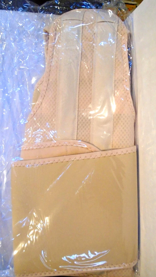 Fit Geno 2-in-1 Back Brace and Posture Corrector For Men and Women Skin Medium - Image 4 of 4