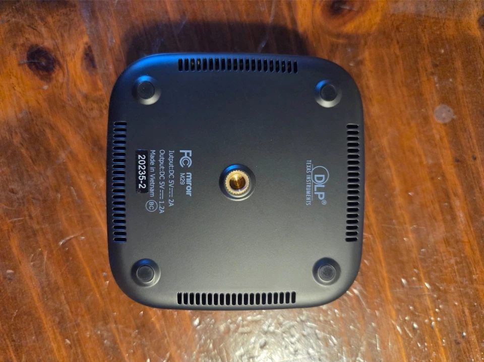 Miroir Element Series M29 50'' Micro Projector - HDMI Connectivity - Image 4 of 4