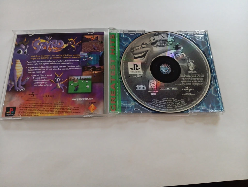 Crash Bandicoot 3¹ Warped Greatest Hits PS1 1998 completo con estuche y manual Foto 2 de 4