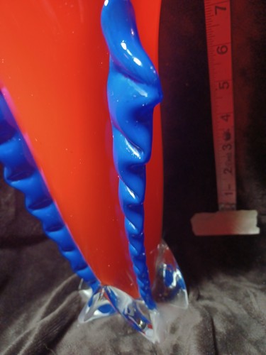 Glass Art Vase - Picture 2 of 6