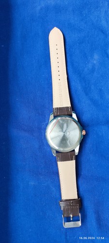 Armbanduhr Pareor ohne Batterie, Datumsanzeige Modeschmuck, Maße Foto entnehmen - Bild 2 von 2