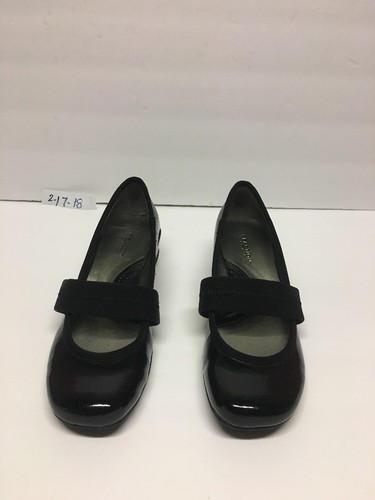 KENNETH COLE REACTION MARY JANE WOMENS 