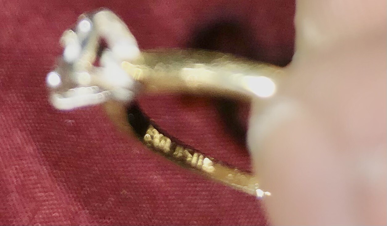 Vintage “Exquisite” Gold Ring With Missing Gemsto… - image 5